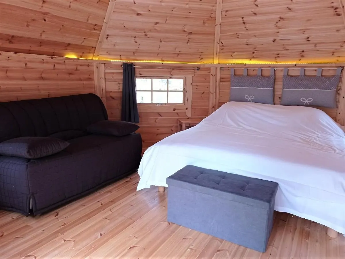 Camping Les Cantarelles Hotel Alrance Campsite