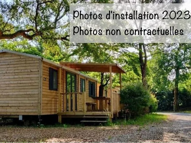 Hotel Camping Les Cantarelles à Alrance France